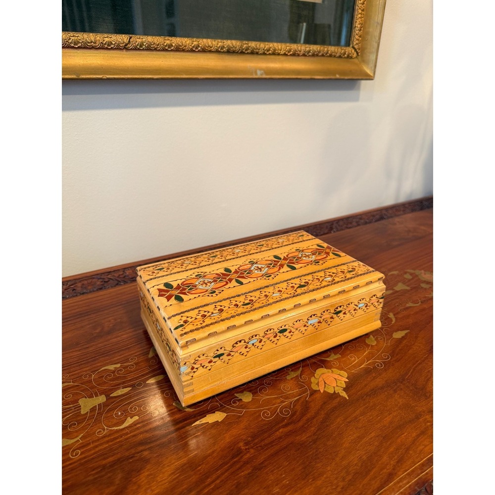 Vintage Russian 3 Tier Carved Cigarette Box - Picture 3 of 17